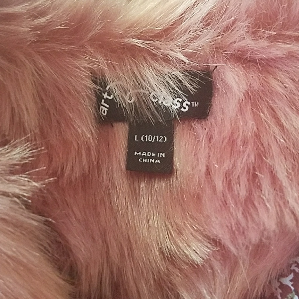 Cute Crop fur Jacket - Picture 2 of 5